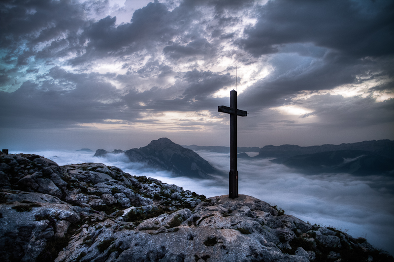 Croix de Charmant Som au lever du soleil